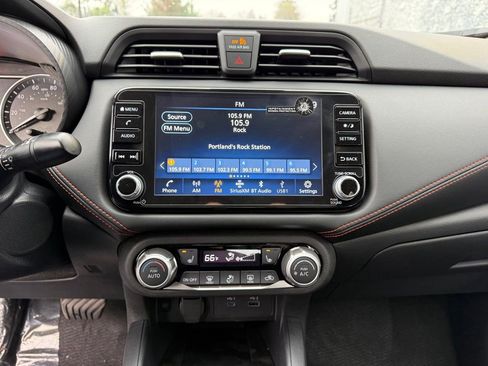 New 2025 Nissan Versa SR w/ Trunk Package image 14