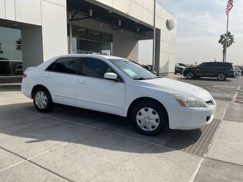 Used 2004 Honda Accord LX image 9