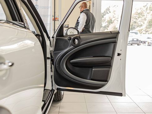 Used 2015 MINI Cooper Countryman S image 38