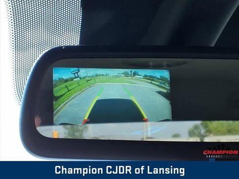 Used 2018 RAM 1500 Express image 26