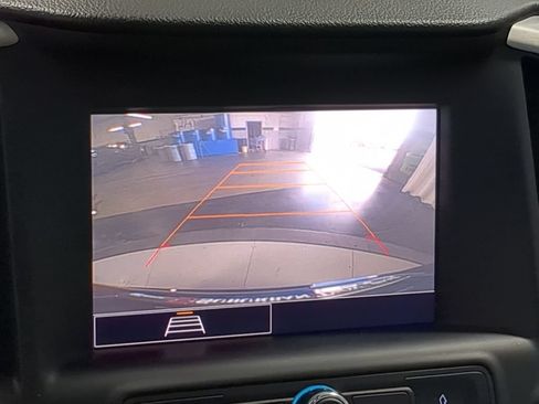 Used 2023 GMC Terrain SLE w/ Driver Convenience Package FWD image 35