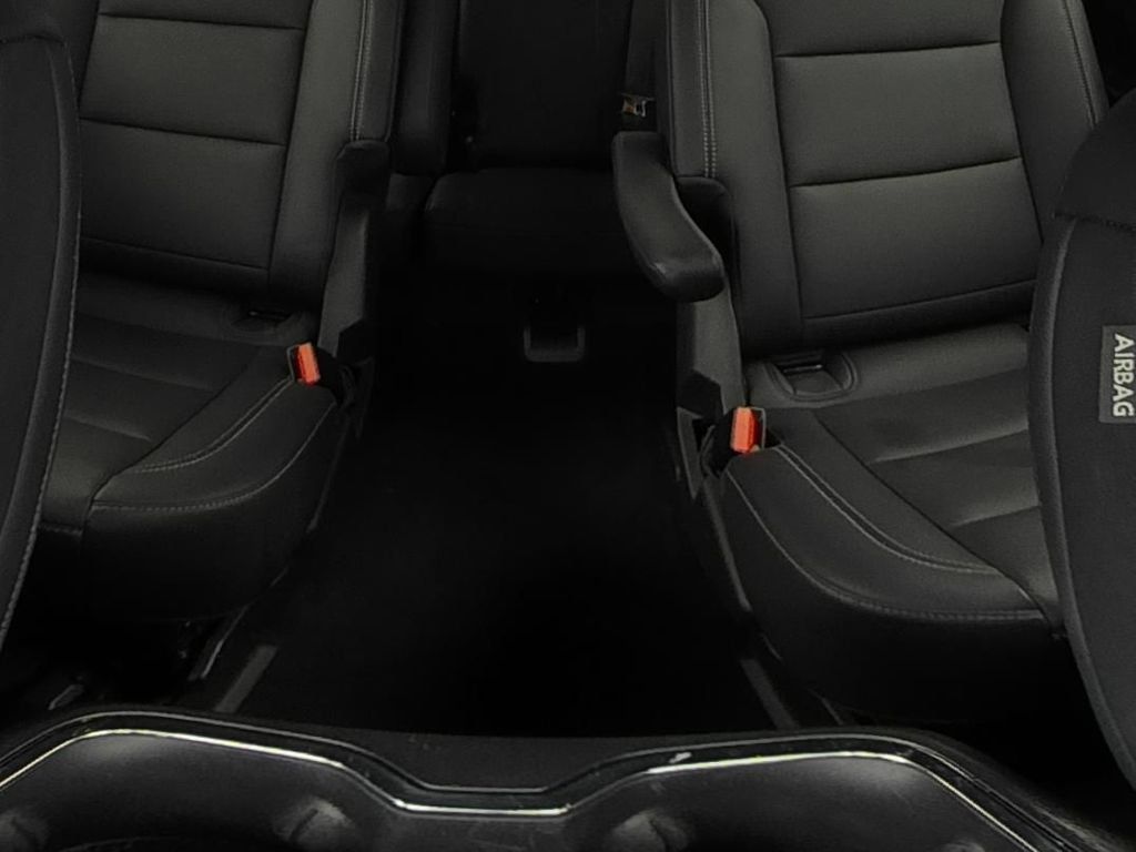 Certified 2025 Chevrolet Traverse LT AWD/4WD image 13