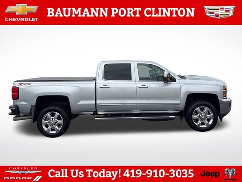 Used 2019 Chevrolet Silverado 2500 LTZ w/ Duramax Plus Package AWD/4WD image 7