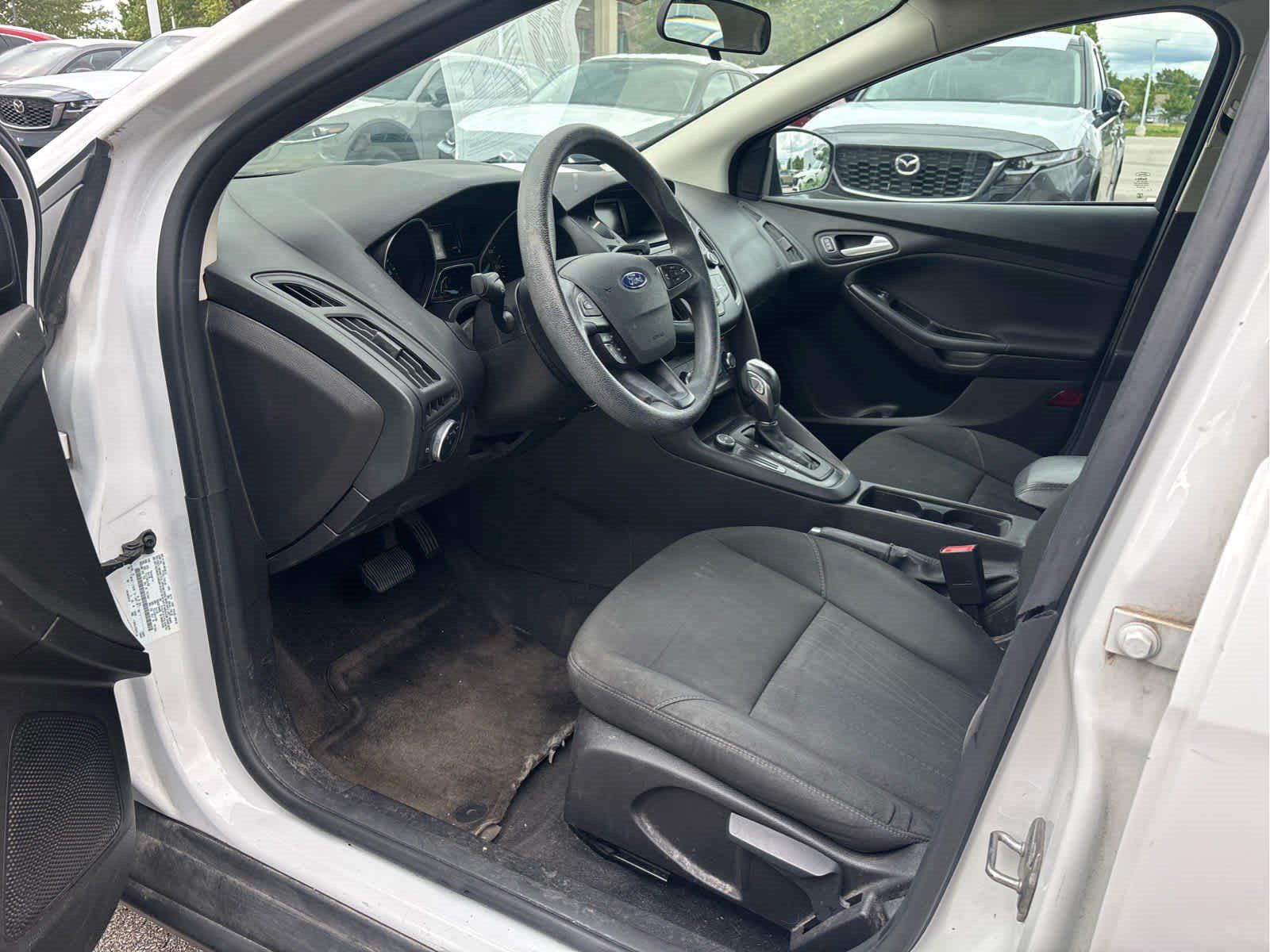 Used 2016 Ford Focus SE FWD image 6