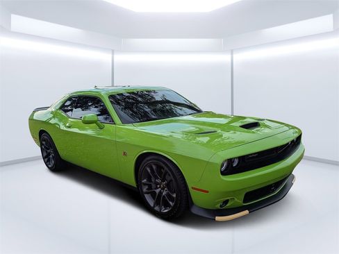 Used 2023 Dodge Challenger R/T Scat Pack w/ Plus Package image 1