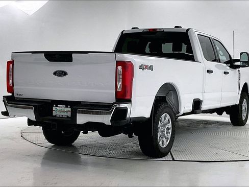 Used 2023 Ford F350 XLT image 6