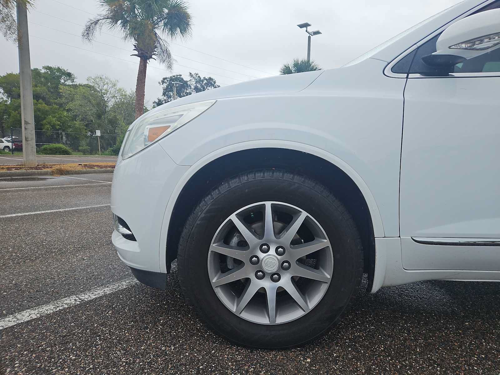 Used 2017 Buick Enclave Leather w/ Trailering Package FWD image 18