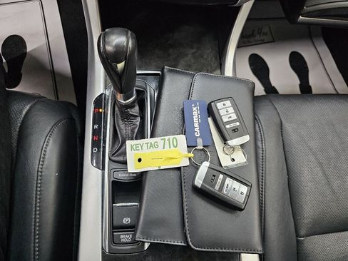Used 2018 Acura TLX w/ Technology Package FWD image 35