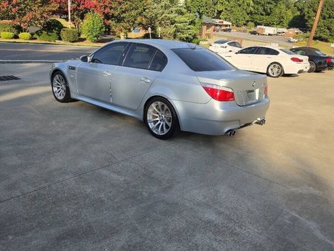 Used 2008 BMW M5 RWD image 4