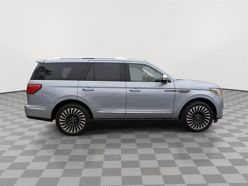 Used 2018 Lincoln Navigator Black Label AWD/4WD image 8