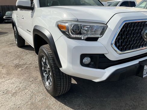 Used 2019 Toyota Tacoma TRD Off-Road w/ TRD Premium Off Road Package image 67