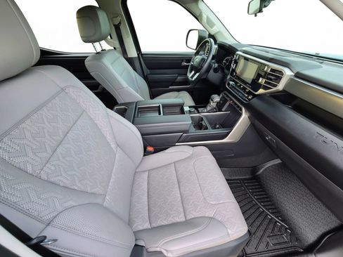 Used 2024 Toyota Tundra SR5 w/ SR5 Premium Package RWD image 13