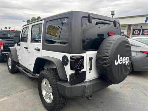 Used 2015 Jeep Wrangler Unlimited Sport w/ Quick Order Package 24S AWD/4WD image 16