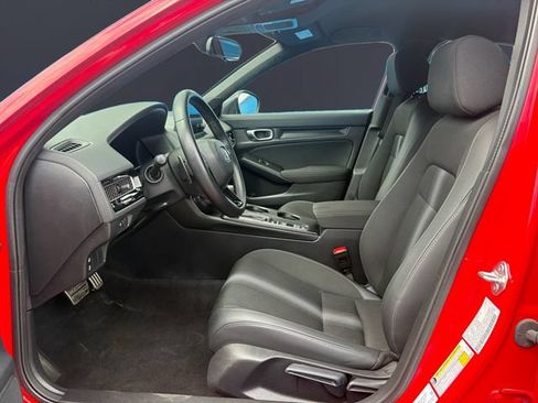 Used 2023 Honda Civic Sport image 9