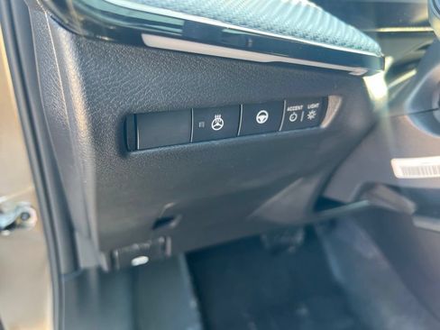 Certified 2025 Nissan Kicks SR w/ SR Premium Package AWD/4WD image 55