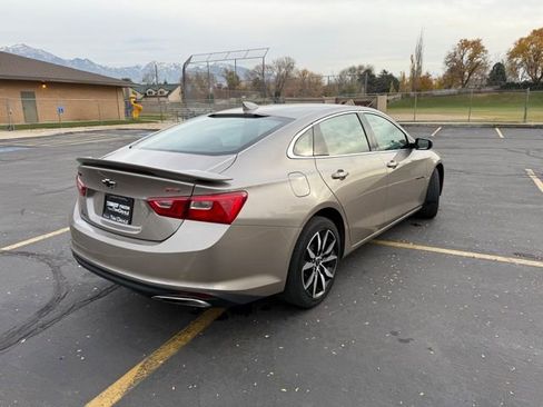 Used 2022 Chevrolet Malibu RS FWD image 8