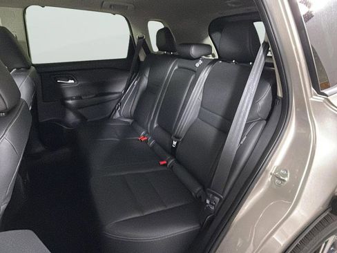 Used 2024 Nissan Rogue SL w/ SL Premium Package FWD image 34