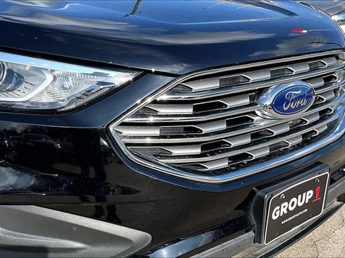 Used 2020 Ford Edge SE image 29