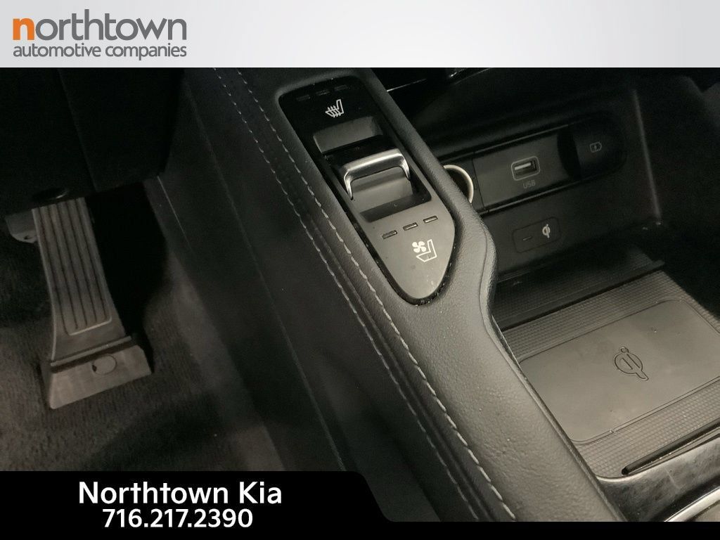 Used 2022 Kia Telluride EX w/ EX Premium Package AWD/4WD image 13