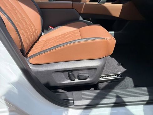 New 2026 Nissan Rogue Platinum AWD/4WD image 23