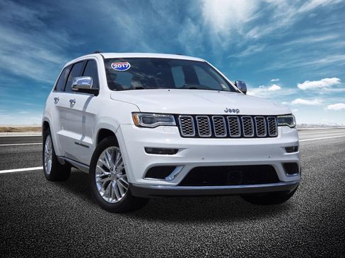 Used 2017 Jeep Grand Cherokee Summit AWD/4WD image 2