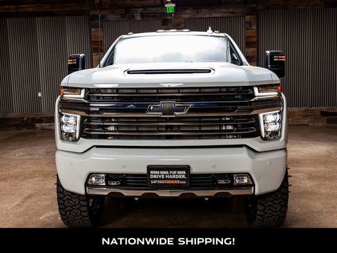 Used 2023 Chevrolet Silverado 3500 High Country image 4