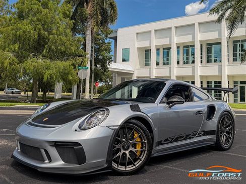Used 2019 Porsche 911 GT3 RS w/ Weissach Package RWD image 11
