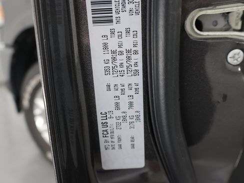 Used 2019 RAM 3500 Laramie AWD/4WD image 54