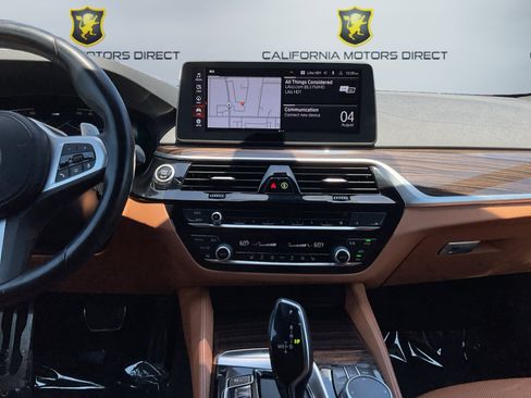 Used 2023 BMW 540i w/ M Sport Package RWD image 12