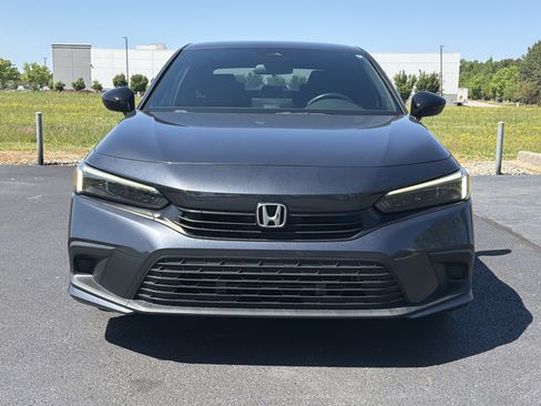 Used 2023 Honda Civic Sport image 5