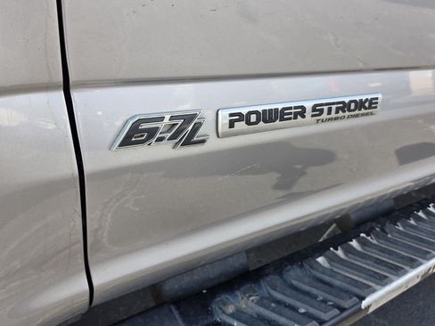 Used 2020 Ford F250 Lariat AWD/4WD image 16
