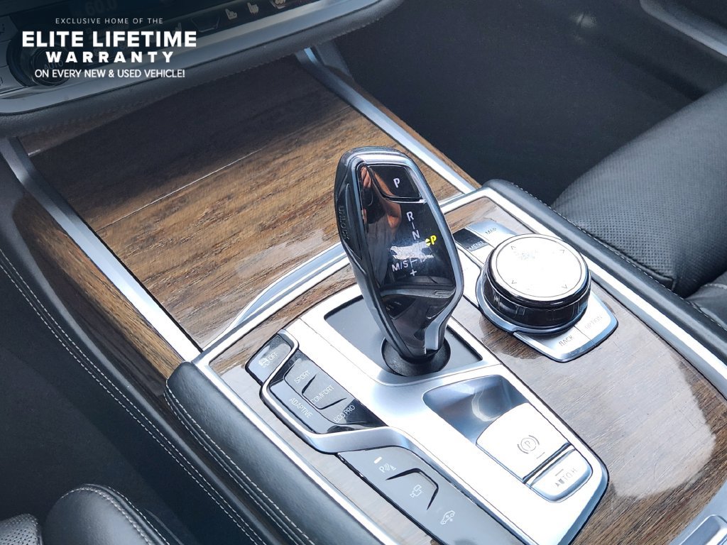 Used 2016 BMW 740i RWD image 19