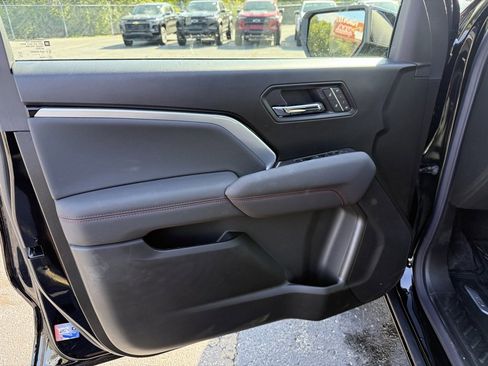 New 2026 Chevrolet Colorado Z71 w/ Technology Package image 16