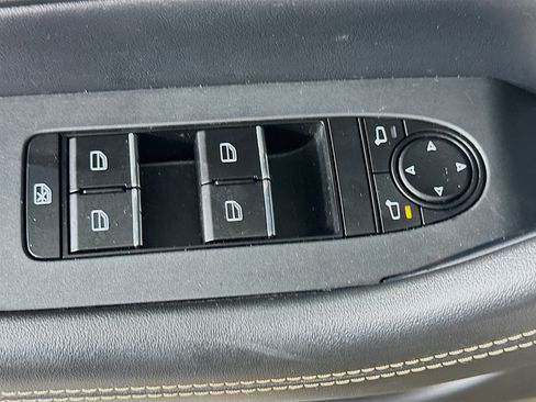 Used 2024 MAZDA CX-90 3.3 Turbo w/ Preferred Plus image 15