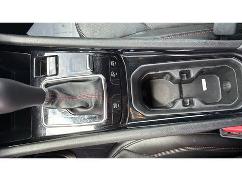 Used 2025 Jeep Compass Trailhawk AWD/4WD image 16