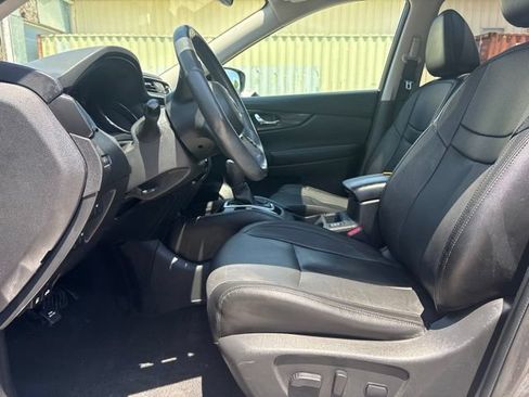 Used 2017 Nissan Rogue SL w/ SL Premium Package AWD/4WD image 12