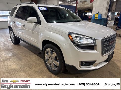 Used 2017 GMC Acadia Limited SLT image 8
