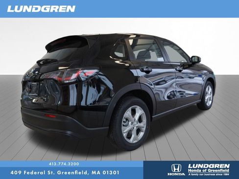Used 2024 Honda HR-V LX image 9