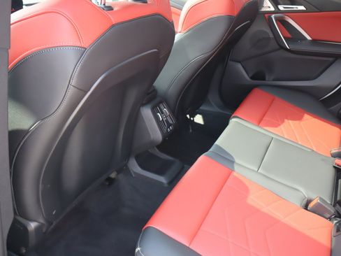 Used 2025 BMW X1 M35i AWD/4WD image 23