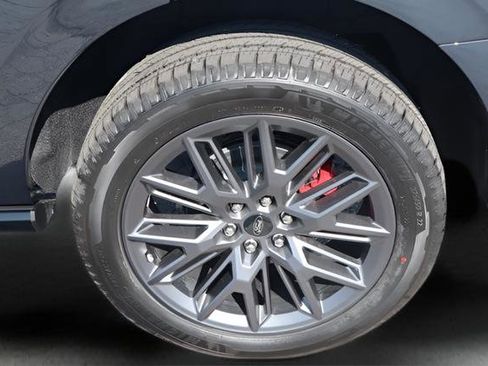 New 2025 Ford Expedition Platinum w/ Stealth Performance Package image 30