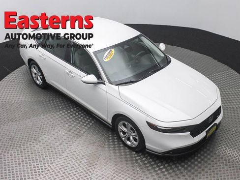 Used 2024 Honda Accord LX image 3