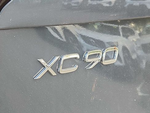 Used 2025 Volvo XC90 B6 Ultra w/ Protection Package Premier AWD/4WD image 27