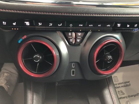 Used 2021 Chevrolet Blazer RS w/ Enhanced Convenience Package image 23