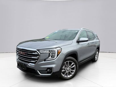 Used 2024 GMC Terrain SLT w/ Infotainment Package II