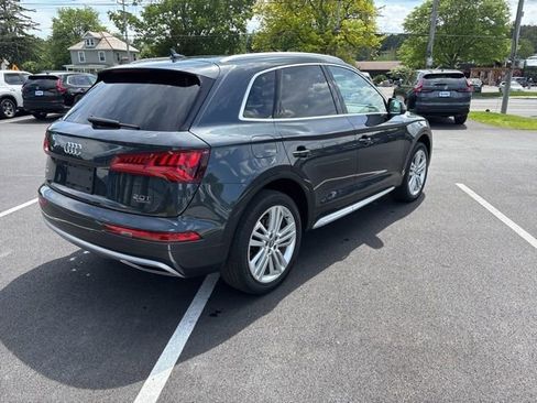 Used 2018 Audi Q5 2.0T Premium Plus w/ Premium Plus Package AWD/4WD image 6