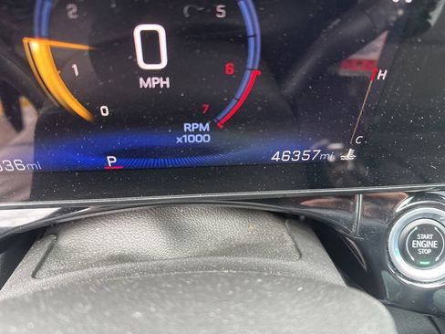 Used 2024 Chevrolet Trax RS FWD image 8