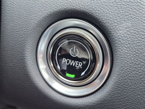 New 2025 Cadillac Lyriq Sport image 20