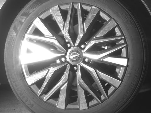 Used 2025 Nissan Altima 2.5 SV image 13