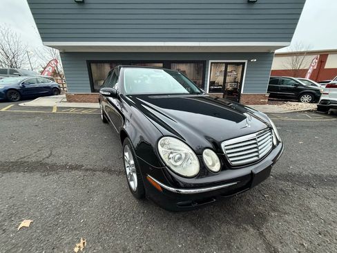 Used 2006 Mercedes-Benz E 350 4MATIC Sedan image 10