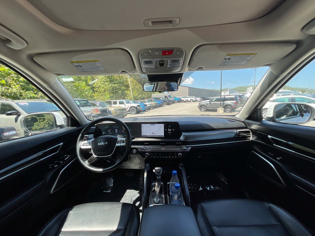 Used 2025 Kia Telluride S FWD image 15
